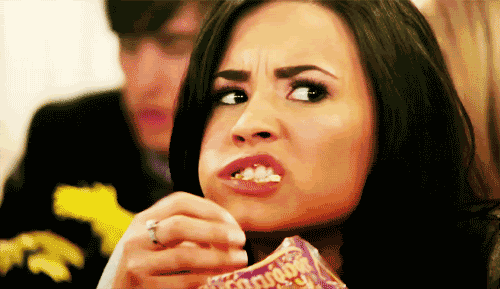 comendo-pipoca-gif
