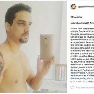 Pessoas muito inteligentes mostrando suas habilidades na internet