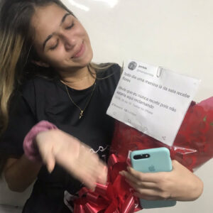 O melhor dia do ano para uma mulher que precisava receber flores